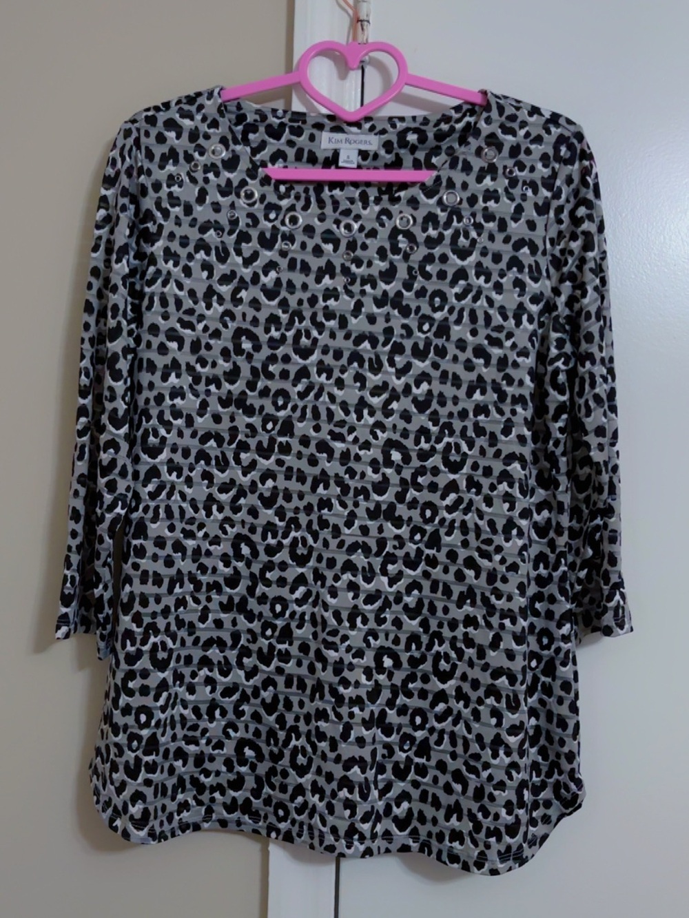 Kim Rogers Black and Gray Leopard Print Long Sleeve Top